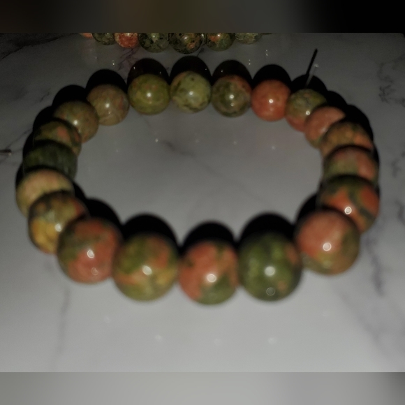 Unakite Handmade Stretch Bracelet - Picture 2 of 7